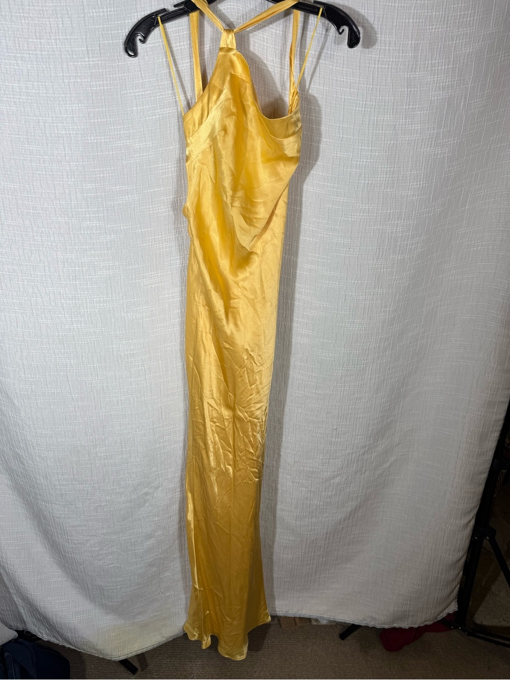 One-Shoulder Satin Gown in Champagne Yellow - Picture 5 of 12